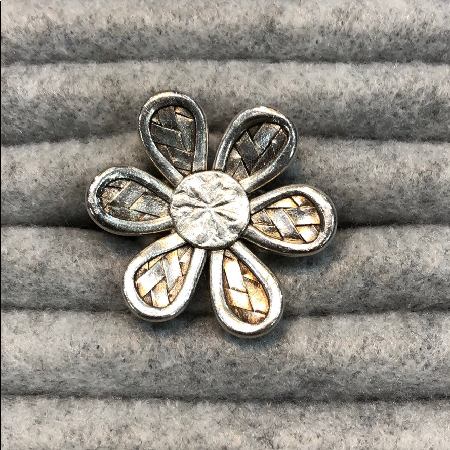 Fun Flower Ring.